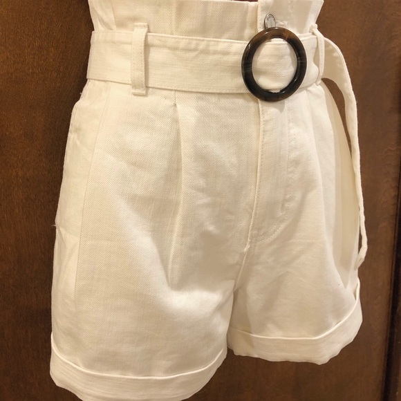 5/25$ Must BUY 5!! Forever 21 High waisted belted denim shorts. NWT size 28. - Picture 8 of 16